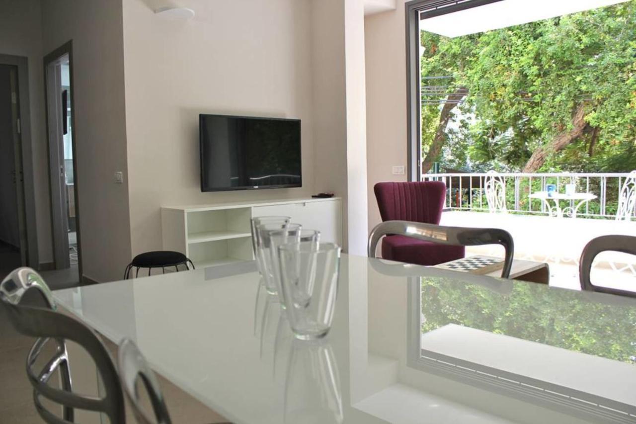 Shlomo Hamelech Garden View Appartement