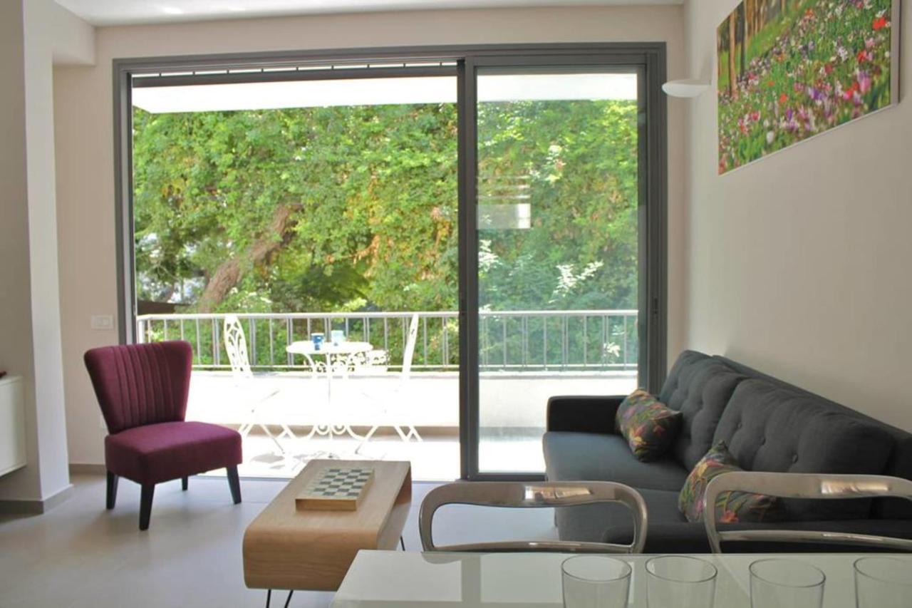 Shlomo Hamelech Garden View Apartment Tel Aviv